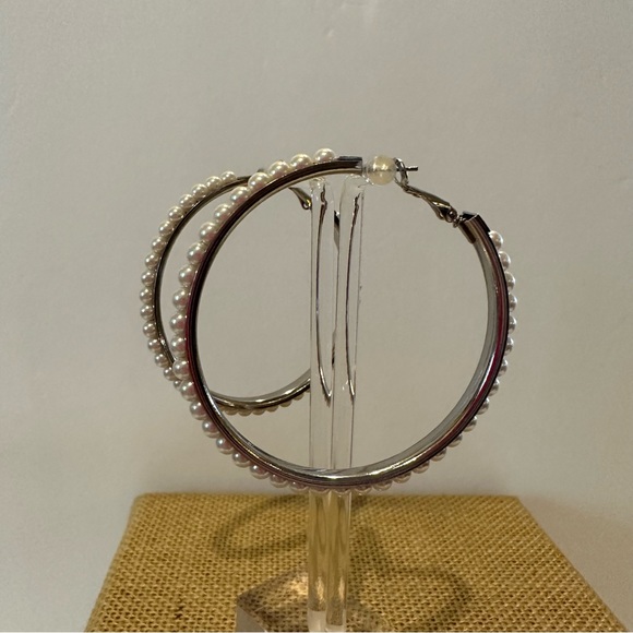 NWT Fashion Accents Earrings - Big Hoops silver tone covered in faux pearls - Picture 7 of 12
